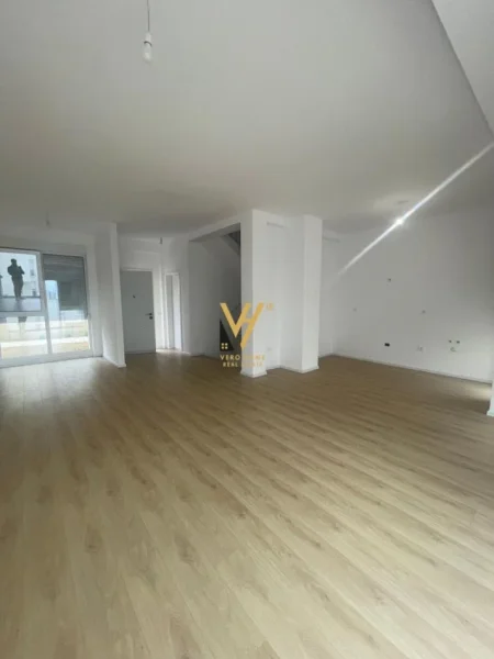 Tirane, jepet me qera Vile 2 Katshe Kati 0, 197 m² 1.200 € (FARKE)