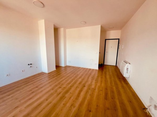 Tirane, jepet me qera apartament 2+1+Ballkon Kati 14, 115 m² 1.200 € (TIRANA GARDEN BUILDING!)