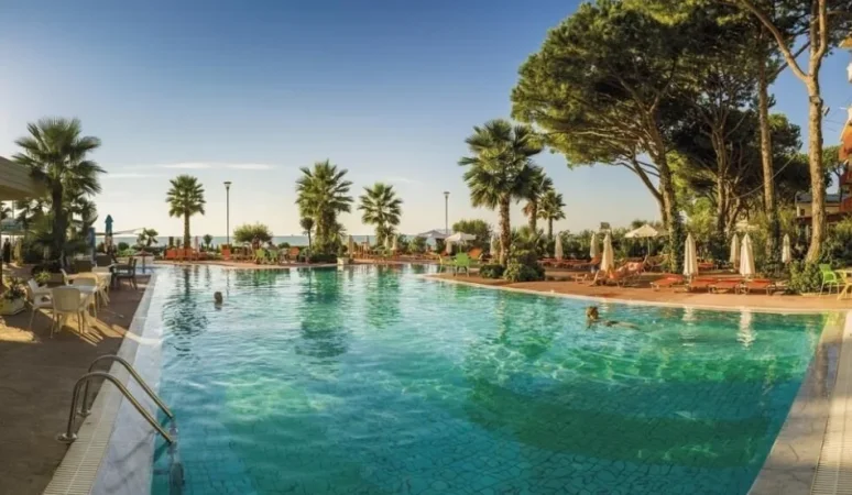 Durres, shitet hotel , 8.600 m² 15.000.000 € (GOLEM, DURRES)