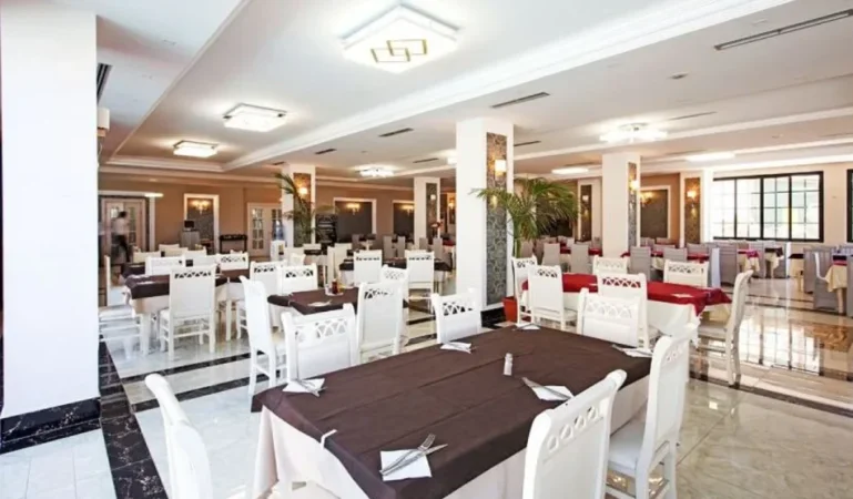 Durres, shitet hotel , 8.600 m² 15.000.000 € (GOLEM, DURRES)