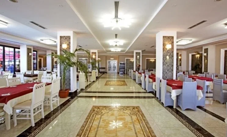 Durres, shitet hotel , 8.600 m² 15.000.000 € (GOLEM, DURRES)