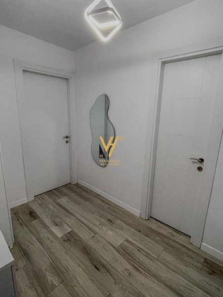 Tirane, jepet me qera apartament Kati 3, 40 m² 450 € (BRRYLI)