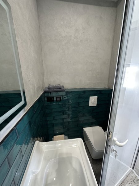 Tirane, jap me qera garsonier 1+1 Kati 5, 40 m² 500 € (Shallvaret)