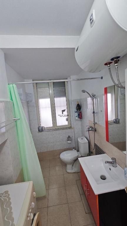 Tirane, jepet me qera garsonier Kati 1, 45 m² 450 € (MYSLYM SHYRI)