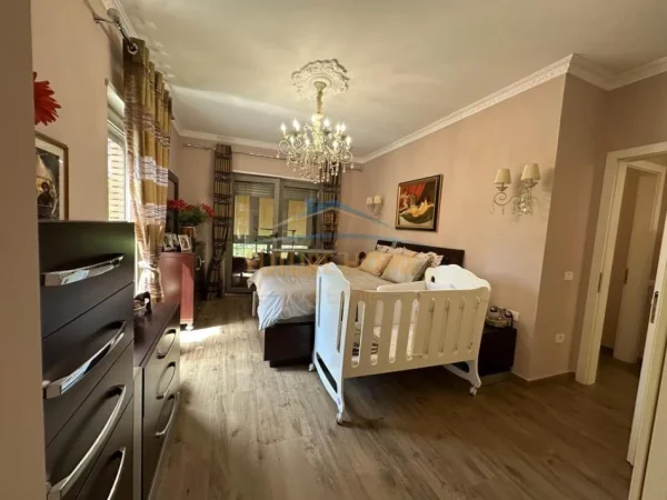 Tirane, shitet apartament 2+1 Kati 3, 123 m² 480.000 € (Kompleksi Delijorgji)