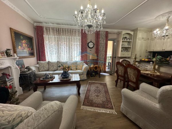 Tirane, shitet apartament 2+1 Kati 3, 123 m² 480.000 € (Kompleksi Delijorgji)