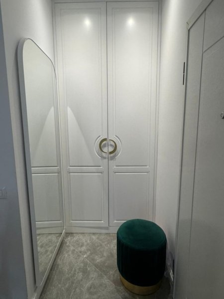 Tirane, jepet me qera apartament 2+1 , 116 m² 1.300 € (Delijorgji)