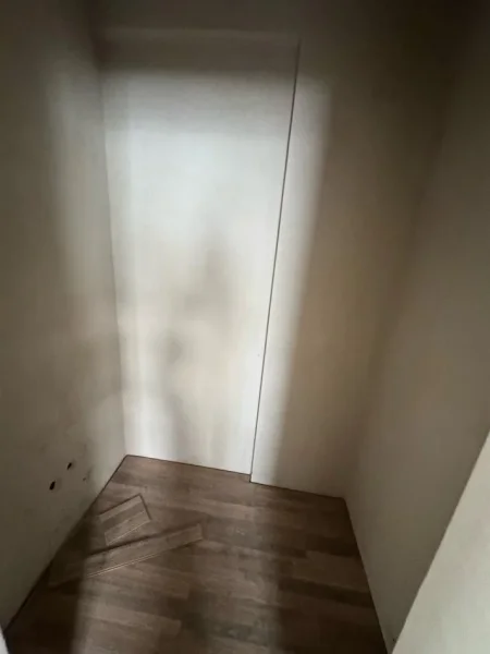 Tirane, shitet apartament 3+1+Ballkon Kati 5, 133 m² 325.000 € (liqeni i thate)