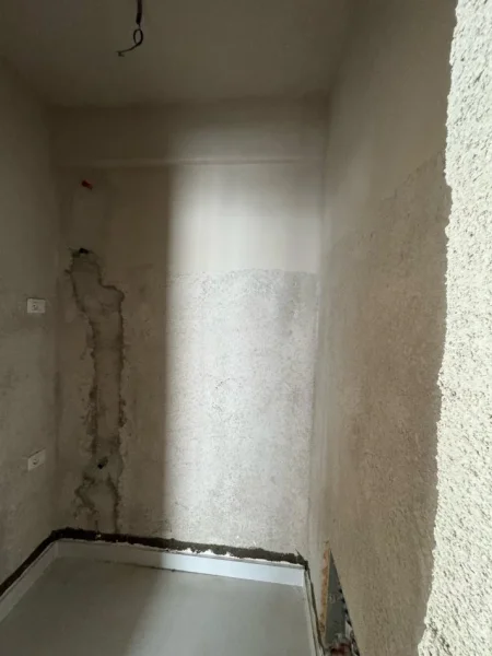 Tirane, shitet apartament 3+1+Ballkon Kati 5, 133 m² 325.000 € (liqeni i thate)