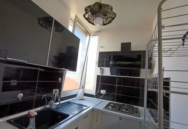 0682536156 Tirane, jepet me qera apartament 2+1+Ballkon Kati 3, 120 m² 370 € (Rruga Gramozi)