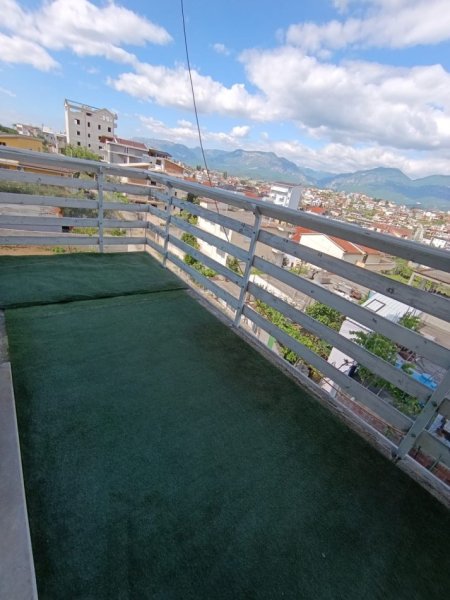 0682536156 Tirane, jepet me qera apartament 2+1+Ballkon Kati 3, 120 m² 370 € (Rruga Gramozi)
