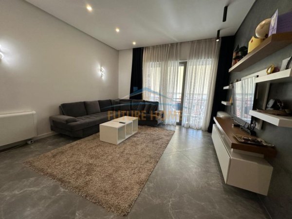 Tirane, jepet me qera apartament 2+1 Kati 5, 100 m² 1.300 € (Kompleksi Delijorgji)