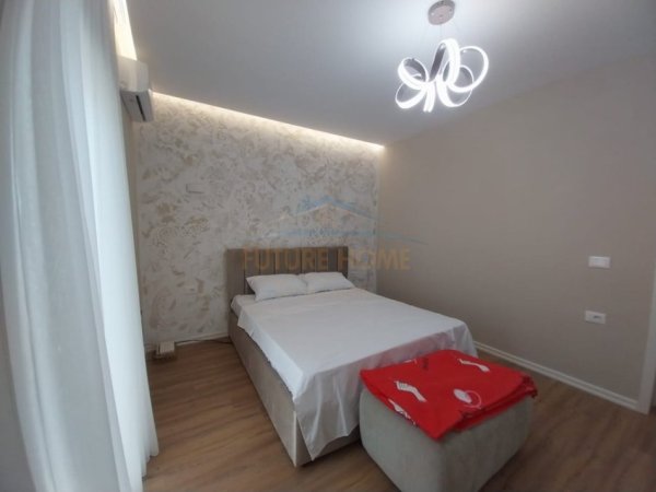 Tirane, jepet me qera apartament 1+1+Ballkon Kati 4, 58 m² 600 € (+ Post Parkimi) Rruga e Durresit)