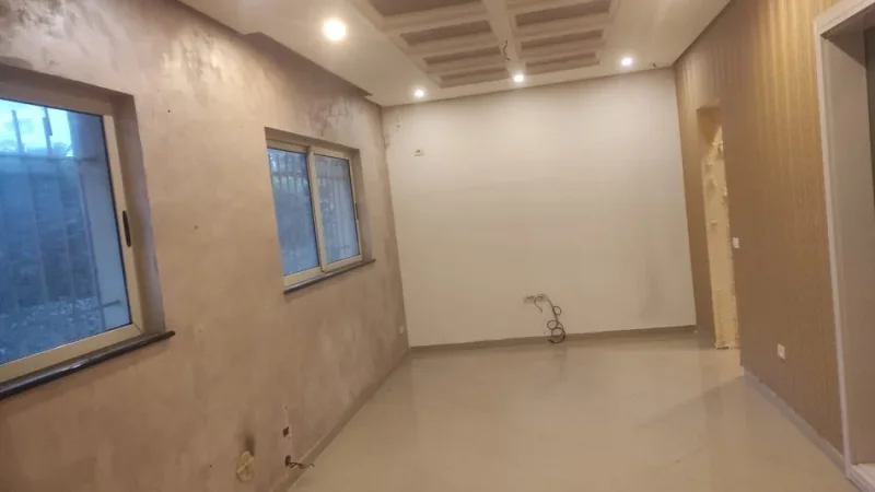 Durres, jepet me qera ambjent biznesi Kati 0, 91 m² 850€ bruto(Prane Gjykates)