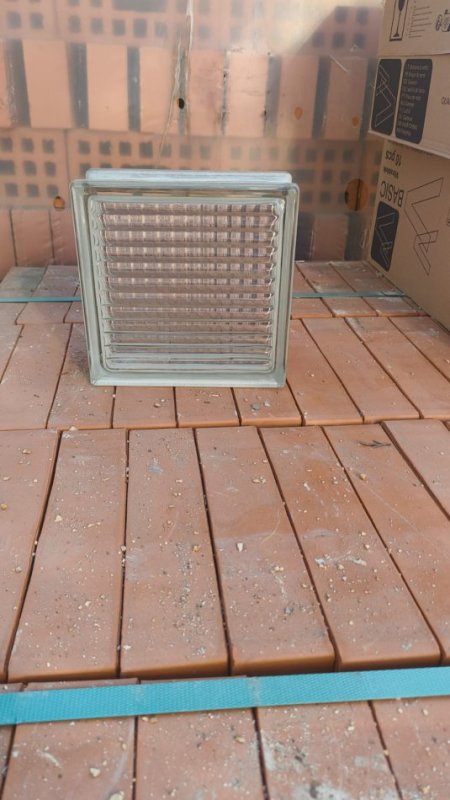 Tirane, Tulla xhami, tulla zjarrduruese shamot, pllaka balte veshje antike, oxhaqe, furra etj 10 €