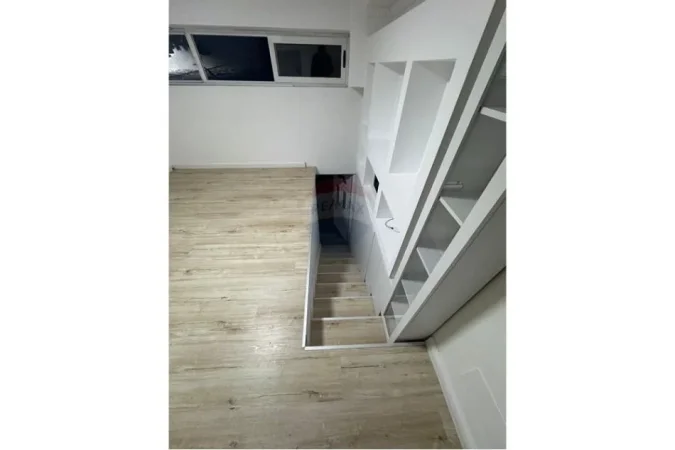 Tirane, jepet me qera dyqan , 36 m² 800 € (rrugea Vaso Pasha)