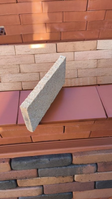 Tirane, shes Tulla dekorative, antike të reja dhe të përdorura. 10 €