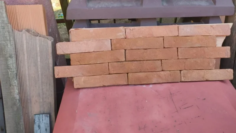 Tirane, shes Tulla shamat te reja dhe të përdorura, pllaka balte, tulla antike veshje ambjentesh etj 10 €