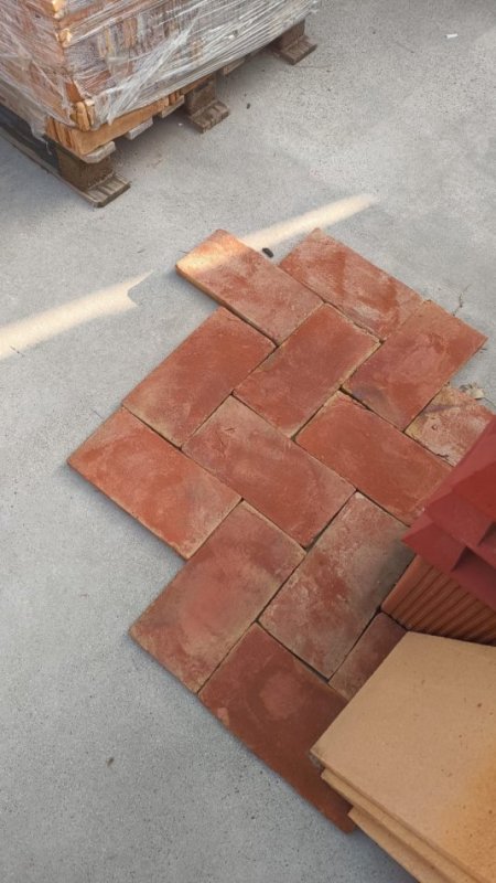 Tirane, shes Tulla shamat te reja dhe të përdorura, pllaka balte, tulla antike veshje ambjentesh etj 10 €