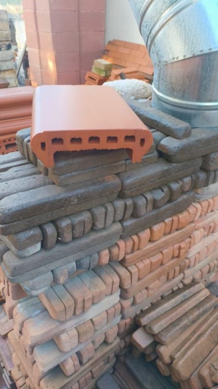 Tirane, shes Tulla shamat zjarrduruese, pllaka balte antike, tulla xhami, matriale për oxhak etj . 10 €