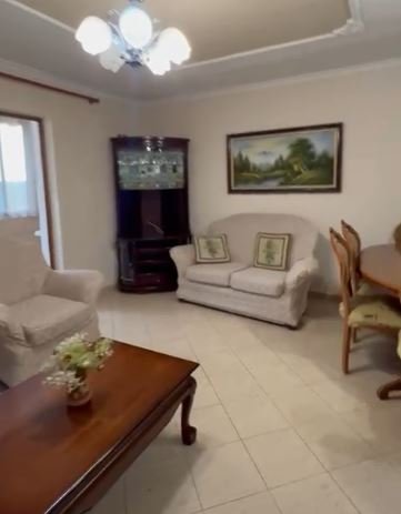 Tirane, jepet me qera apartament 1+1 Kati 5, 65 m² 360 € (Oxhaku)
