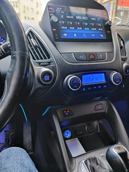 Tirane, shitet makine Hyndai tukson Nafte, e bardhë automatik Klima 9.500 €