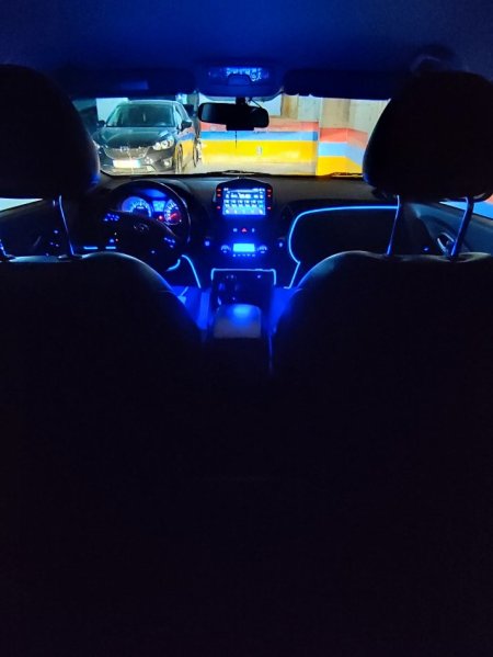 Tirane, shitet makine Hyndai tukson Nafte, e bardhë automatik Klima 9.500 €