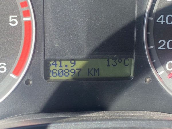 Tirane, shitet makine Ford Nafte, blu e hapur manuale Kondicioner 264 km 2.200 €