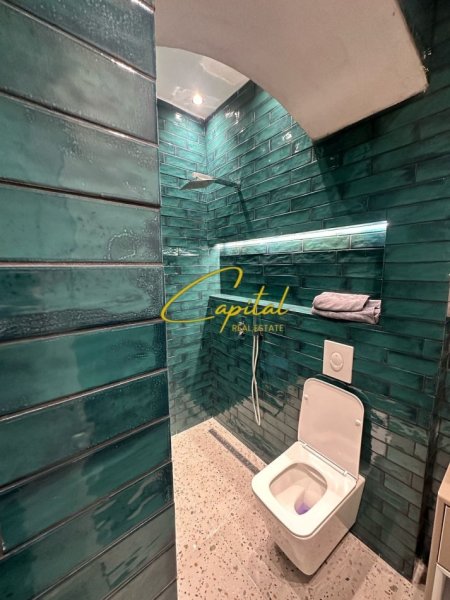 Tirane, shitet apartament 1+1 Kati 5, 74 m² 220.000 € (QENDER)
