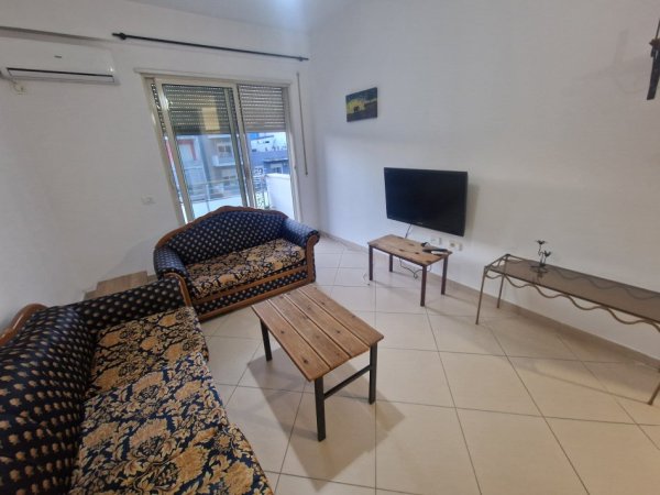 Tirane, shitet apartament 1+1 Kati 8, 71 m² 110.000 € 