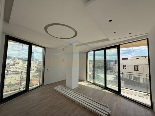 Tirane, shitet apartament 3+1 Kati 8, 139 m² 355.000 € (Rezidenca Mine Peza Tiran)