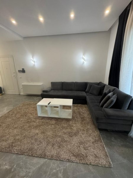 Tirane, jepet me qera apartament 2+1 Kati 5, 116 m² 1.300 € (Kompleksi Delijorgji)