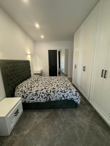 Tirane, jepet me qera apartament 2+1 Kati 5, 116 m² 1.300 € (Kompleksi Delijorgji)