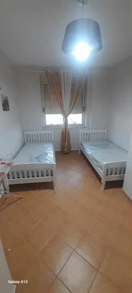 Tirane, jepet me qera apartament 3+1+Ballkon Kati 8, 108 m² 550 € (Astir,Rruga Sokrat Miho)