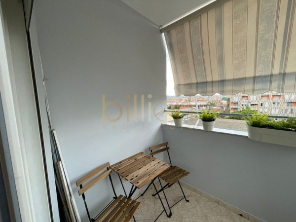 Tirane, jepet me qera 2+1+Ballkon , 110 m² 800 € 