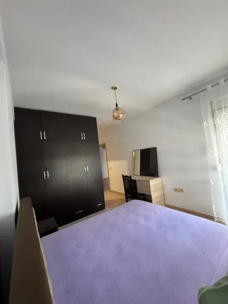Tirane, shitet apartament 2+1+Ballkon Kati 5, 70 m² (Astir)