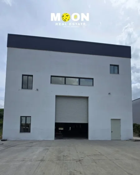 Tirane, jepet me qera ambjent biznesi Kati 1, 1.200 m² (KASHAR)