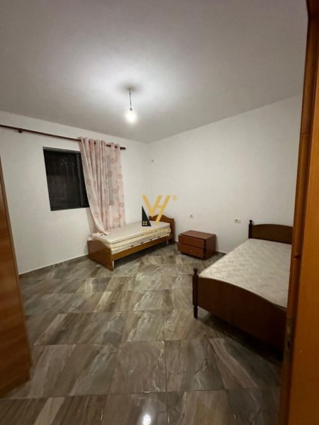 Tirane, jepet me qera hyrje 2+1+Ballkon Kati 1, 70 m² 400 € (ALLIAS)