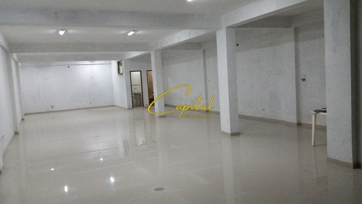 Tirane, jepet me qera ambjent biznesi Kati 0, 100 m² 1.800 € (MYSLYM SHYRI)