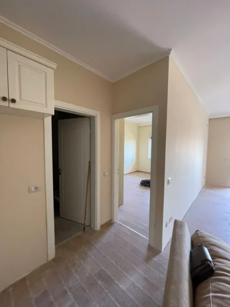 Durres, shitet apartament 1+1+Aneks+Ballkon Kati 7, 85 m² 85.000 € (Durres , Qender)