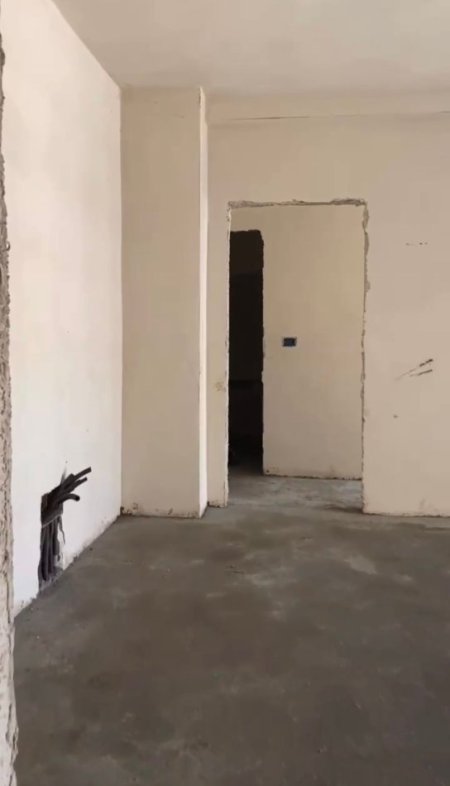 Durres, shitet apartament 2+1+Aneks+Ballkon Kati 5, 117 m² 117.000 € (Pallati i Sportit)