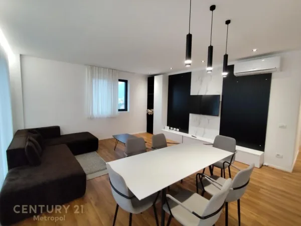 Tirane, jepet me qera apartament 3+1+Ballkon Kati 9, 129 m² 750 € (Astir)