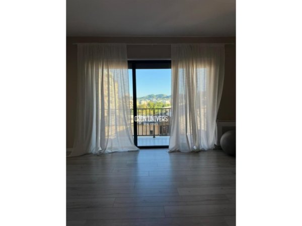 Tirane, jepet me qera apartament 1+1+Ballkon Kati 3, 77 m² 700 € (Myslym Shyr)