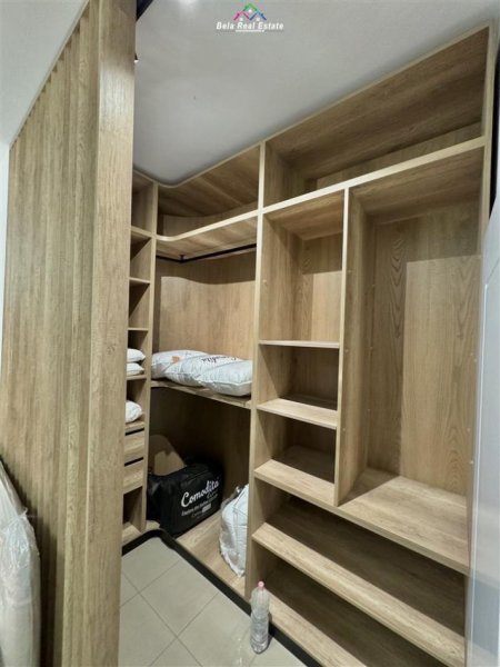 Tirane, jepet me qera Vile 1+1+Ballkon Kati 2, 65 m² 500 € (riza cerova)