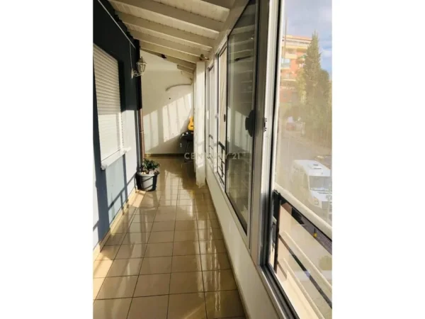 Tirane, shitet apartament 2+1 Kati 2, 115 m² 160.000 € (RESTORANT FRESKU)
