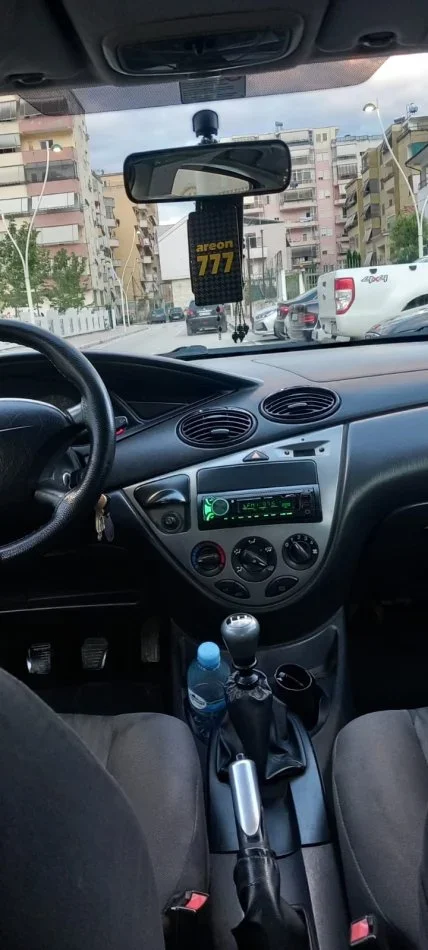 Berat, shes makine Ford Focus Nafte, gri e erret manuale Kondicioner 257.000 km 2.000 €