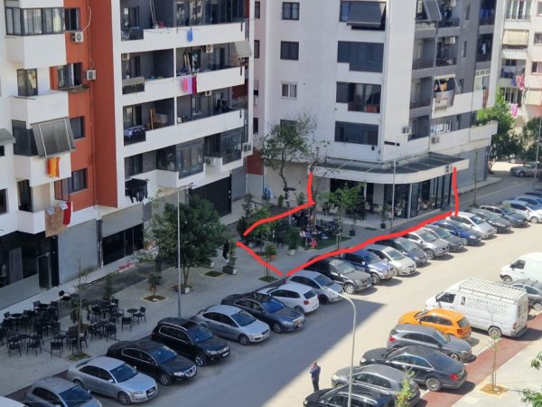 Tirane, shitet ambjent biznesi Kati 0, 40 m² 135.000 € (rr. Rexhep Shala)