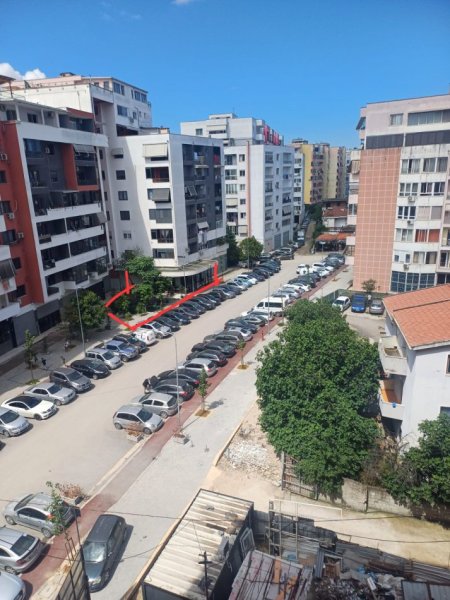 Tirane, shitet ambjent biznesi Kati 0, 40 m² 135.000 € (rr. Rexhep Shala)