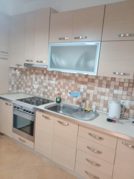 Mali Robit, shitet apartament 1+1+Ballkon Kati 3, 65 m² 75.000 € (MALI ROBIT GOLEM)