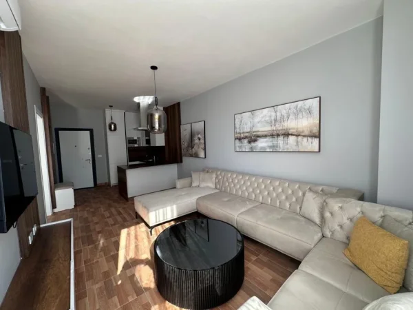 Shqiperi, shitet apartament 1+1+Aneks+Ballkon Kati 3, 75.000 € 